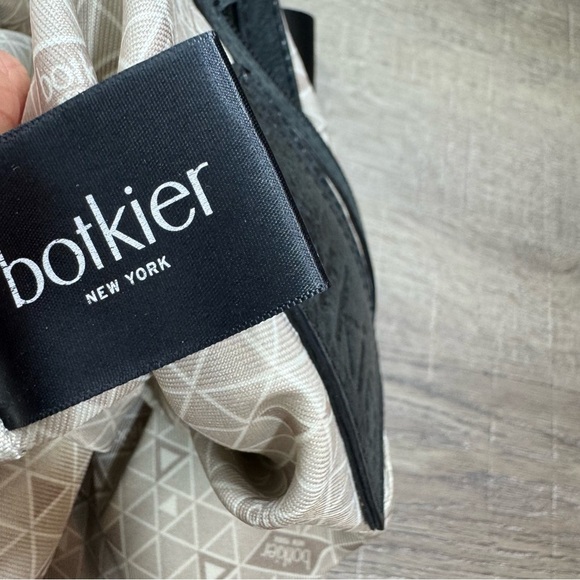 Botkier Logan Leather Hobo Purse Black Leather Crossbody Shoulder Bag - Picture 6 of 12